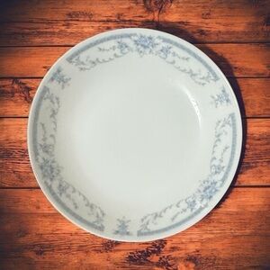 VINTAGE SHEFFIELD PORCELAIN FINE CHINA BLUE WHISPER BERRY BOWLS SET OF 4